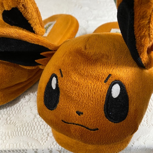 BOYS SLIPPERS - Picture 3 of 3